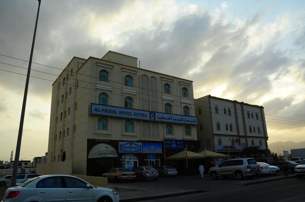 Al Faisal Hotel Suites Szúr Kültér fotó